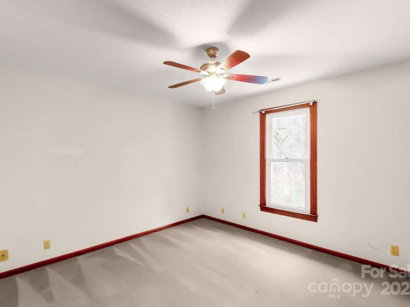 304 West Street, Kershaw, SC 29067.  MLS# CAR4328662, YatesRealty ID 1970. 