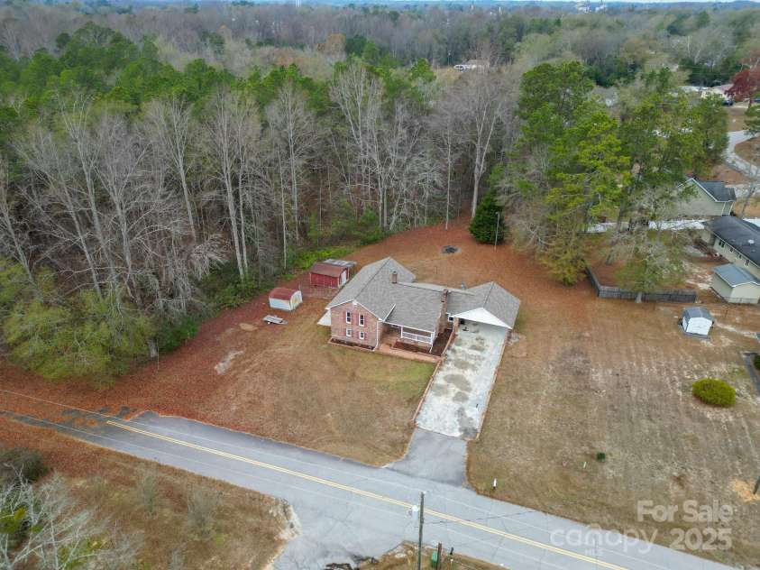304 West Street, Kershaw, SC 29067.  MLS# CAR4328662, YatesRealty ID 1970. 