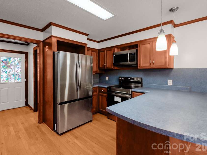 304 West Street, Kershaw, SC 29067.  MLS# CAR4328662, YatesRealty ID 1970. 