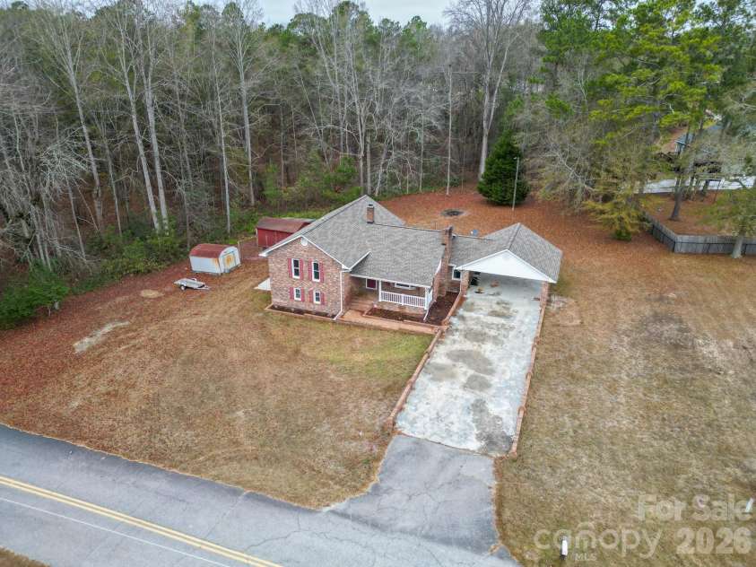 304 West Street, Kershaw, SC 29067.  MLS# CAR4328662, YatesRealty ID 1970. 