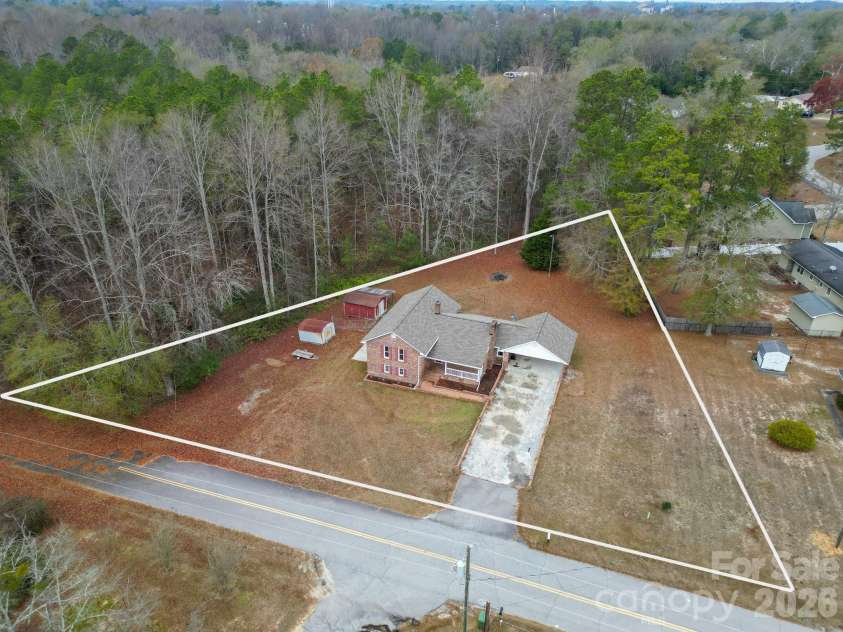 304 West Street, Kershaw, SC 29067.  MLS# CAR4328662, YatesRealty ID 1970. 