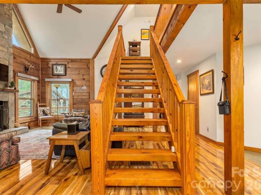 179 Chestnut Village, Mars Hill, NC 28754.  MLS# CAR4376141, YatesRealty ID 19700. 