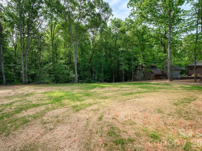 2424 Puetts Chapel Road, Bessemer City, NC 28016.  MLS# CAR4377320, YatesRealty ID 19701. 