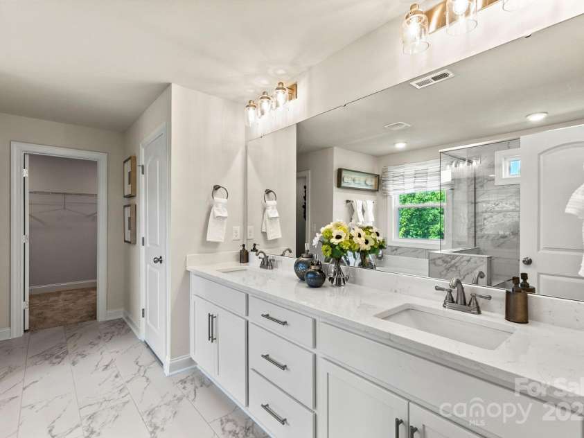 428 Balboa Street, Matthews, NC 28104.  MLS# CAR4271327, YatesRealty ID 19701. Example Photo