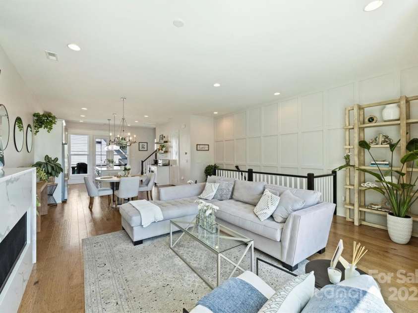 1105 Reece Road, Charlotte, NC 28209.  MLS# CAR4243505, YatesRealty ID 19702. 