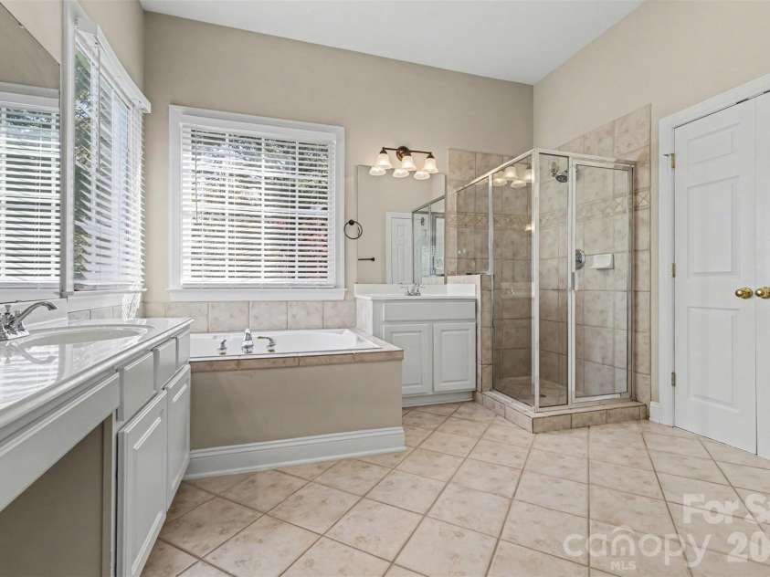 8403 Royster Run, Waxhaw, NC 28173.  MLS# CAR4357163, YatesRealty ID 19703. 
