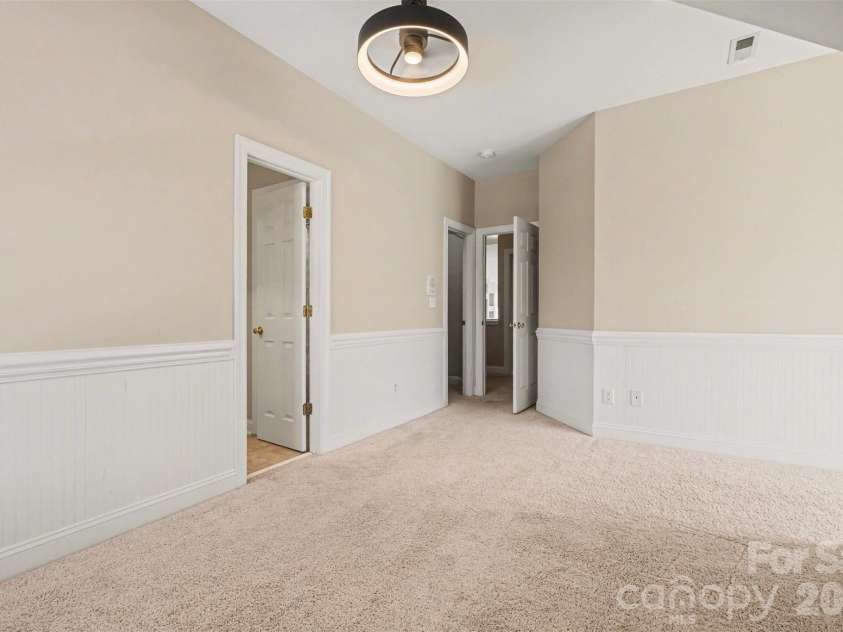 8403 Royster Run, Waxhaw, NC 28173.  MLS# CAR4357163, YatesRealty ID 19703. 