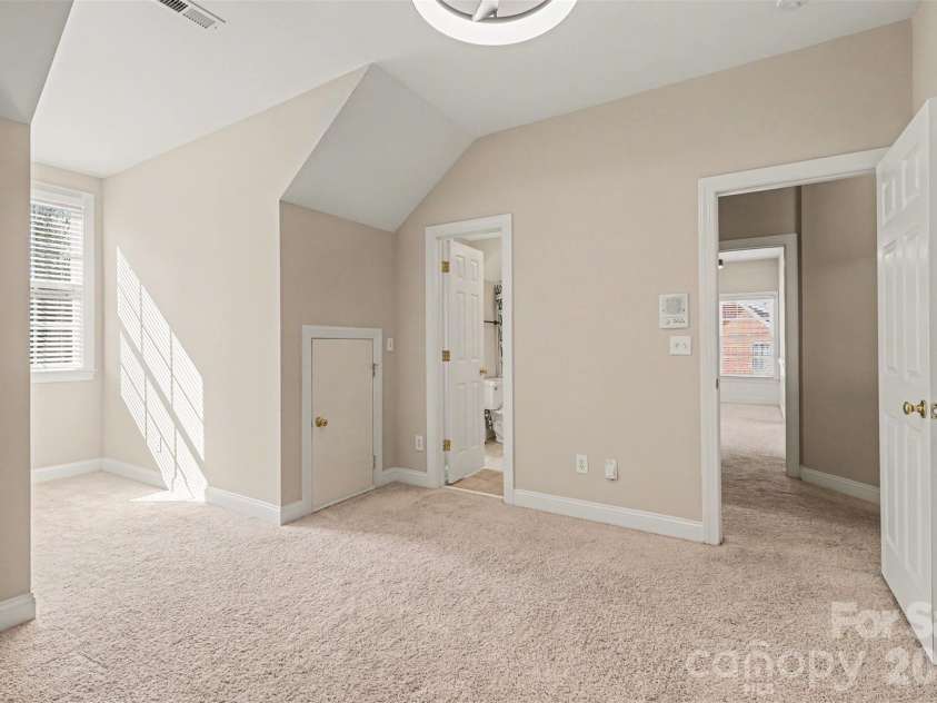 8403 Royster Run, Waxhaw, NC 28173.  MLS# CAR4357163, YatesRealty ID 19703. 