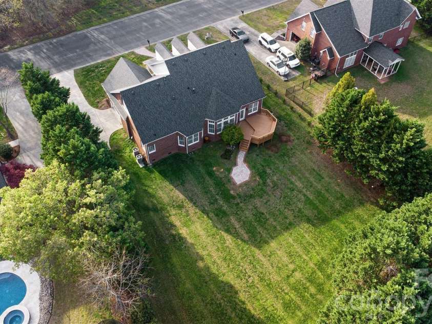8403 Royster Run, Waxhaw, NC 28173.  MLS# CAR4357163, YatesRealty ID 19703. 