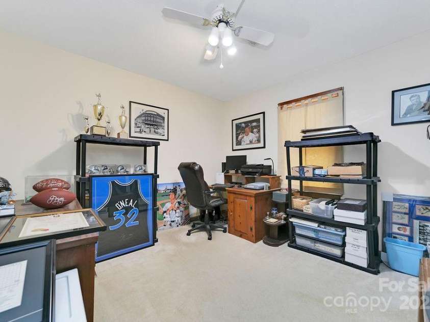 207 Aberdeen Lane, Pisgah Forest, NC 28768.  MLS# CAR4249386, YatesRealty ID 19704. 3rd bedroom/office