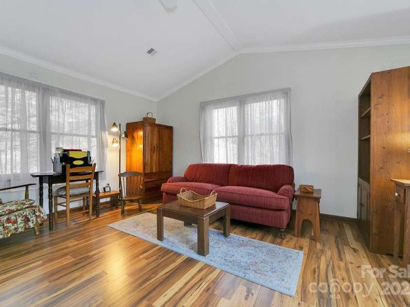 207 Aberdeen Lane, Pisgah Forest, NC 28768.  MLS# CAR4249386, YatesRealty ID 19704. Large Bonus Room