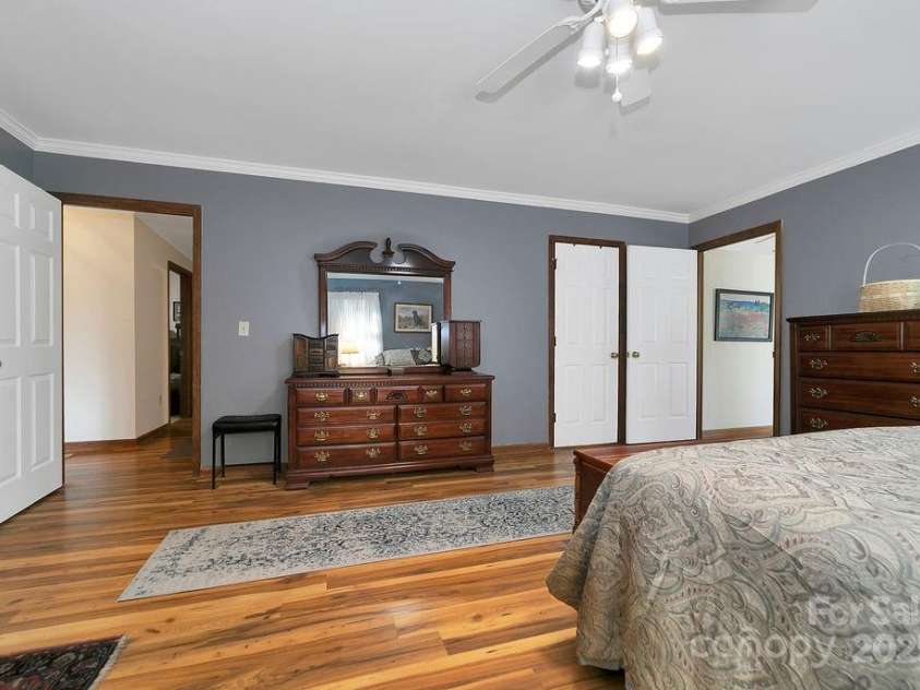 207 Aberdeen Lane, Pisgah Forest, NC 28768.  MLS# CAR4249386, YatesRealty ID 19704. Primary Bedroom