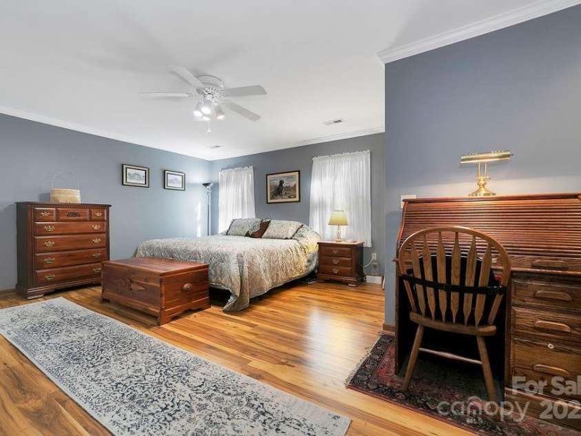 207 Aberdeen Lane, Pisgah Forest, NC 28768.  MLS# CAR4249386, YatesRealty ID 19704. Primary Bedroom