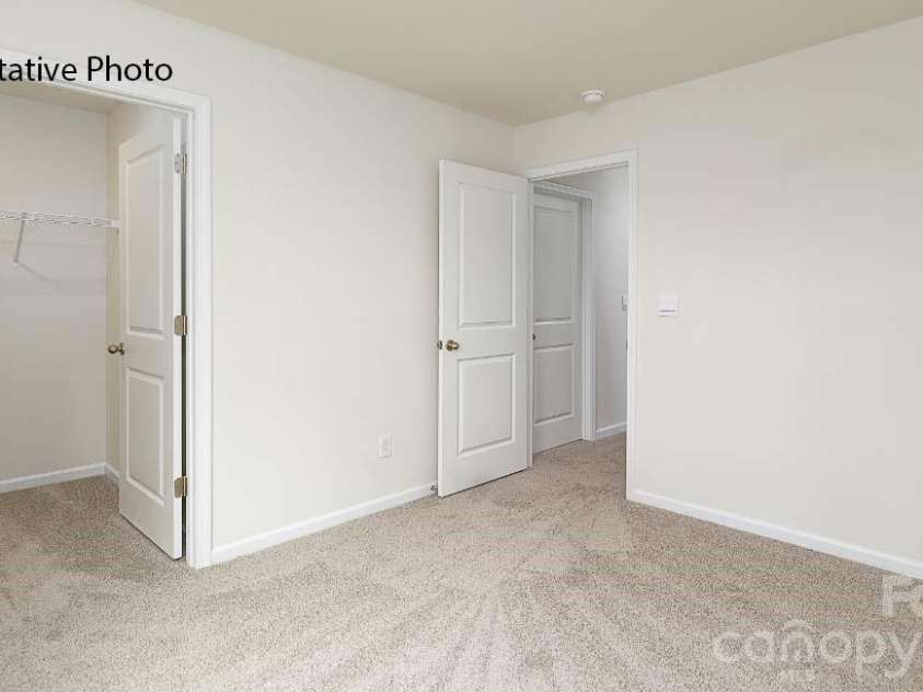 2078 10th Street, Hickory, NC 28602.  MLS# CAR4353437, YatesRealty ID 19705. 