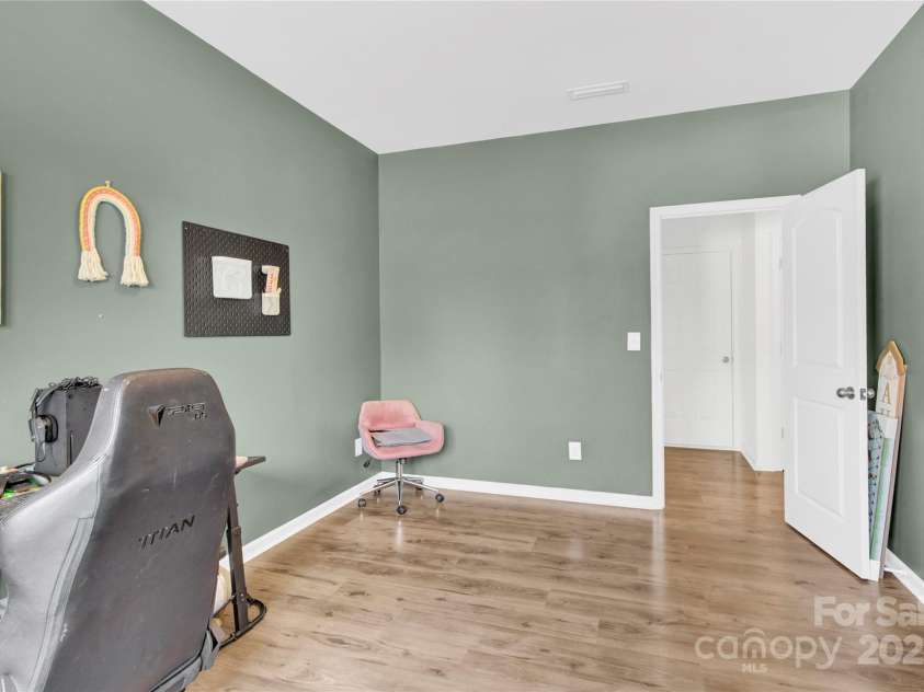 3153 Pinehills Way, Mount Holly, NC 28120.  MLS# CAR4247009, YatesRealty ID 19705. First Floor Flex