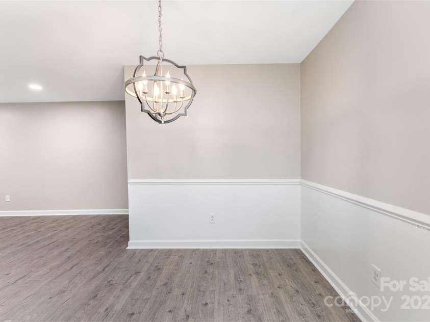 7026 Quail Hill Road, Charlotte, NC 28210.  MLS# CAR4260613, YatesRealty ID 19706. 