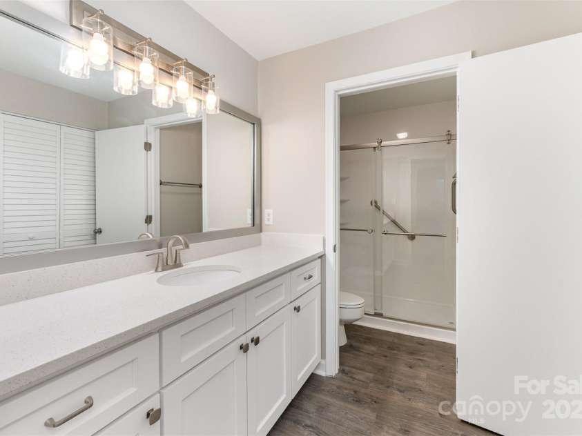 7026 Quail Hill Road, Charlotte, NC 28210.  MLS# CAR4260613, YatesRealty ID 19706. 