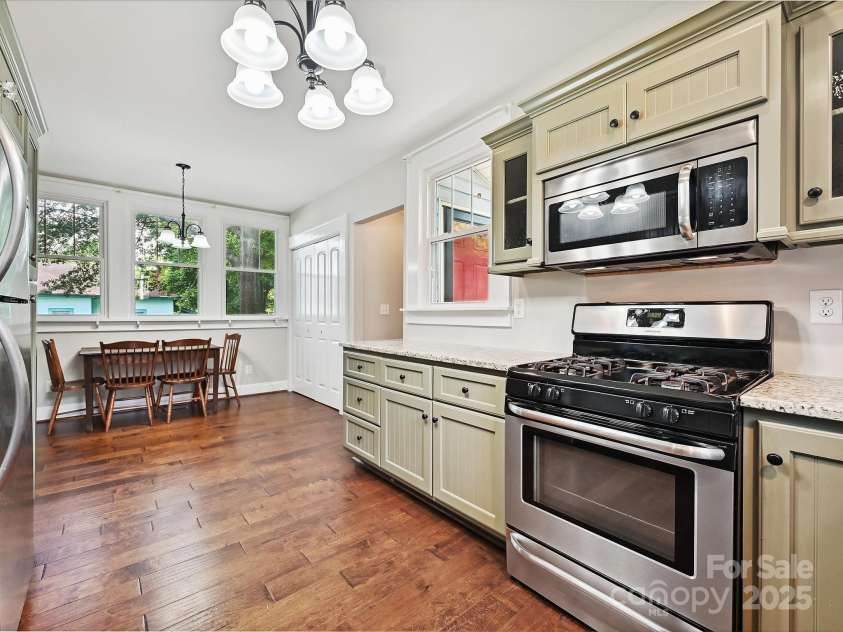 214 Tenth Street, Cramerton, NC 28032.  MLS# CAR4269315, YatesRealty ID 19708. 