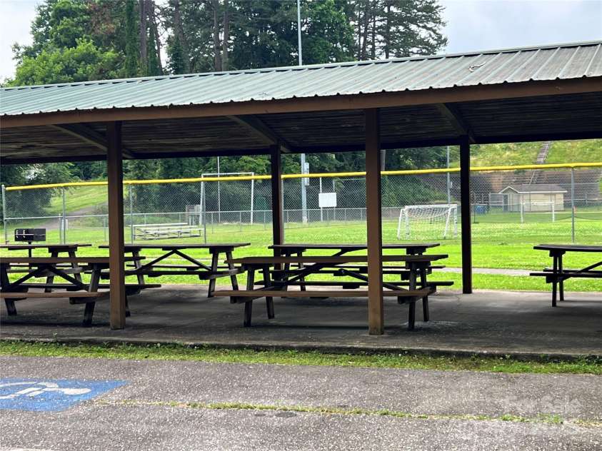 214 Tenth Street, Cramerton, NC 28032.  MLS# CAR4269315, YatesRealty ID 19708. 