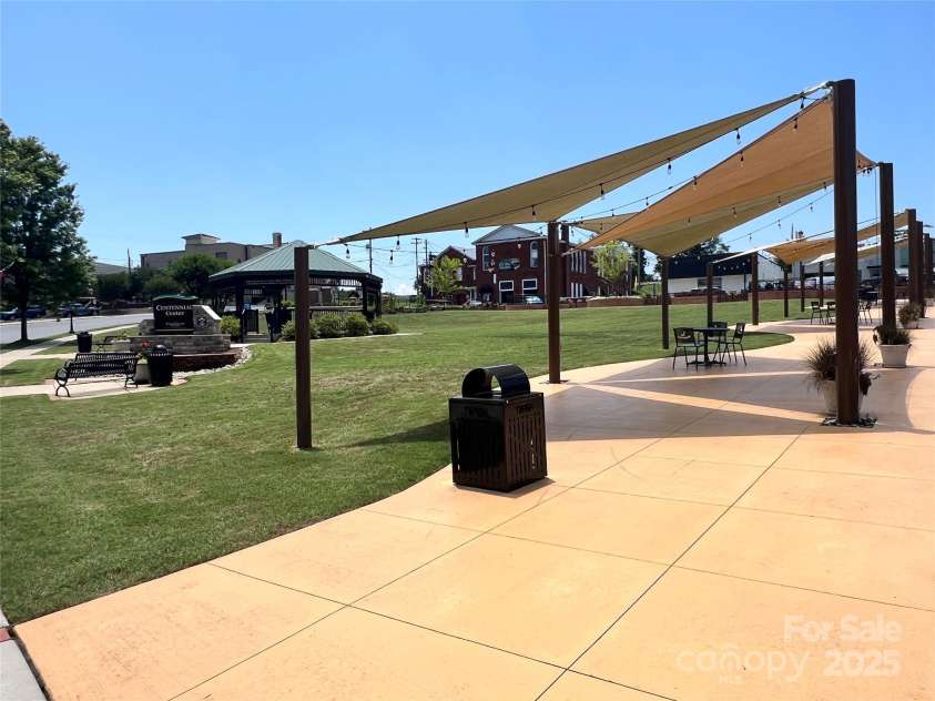 214 Tenth Street, Cramerton, NC 28032.  MLS# CAR4269315, YatesRealty ID 19708. 