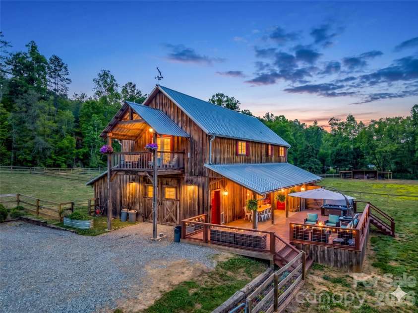 400 Calhoun Trail, Rutherfordton, NC 28139.  MLS# CAR4378977, YatesRealty ID 19709. 