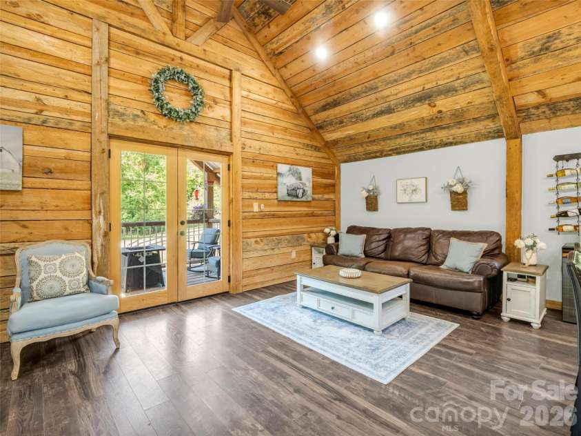 400 Calhoun Trail, Rutherfordton, NC 28139.  MLS# CAR4378977, YatesRealty ID 19709. 