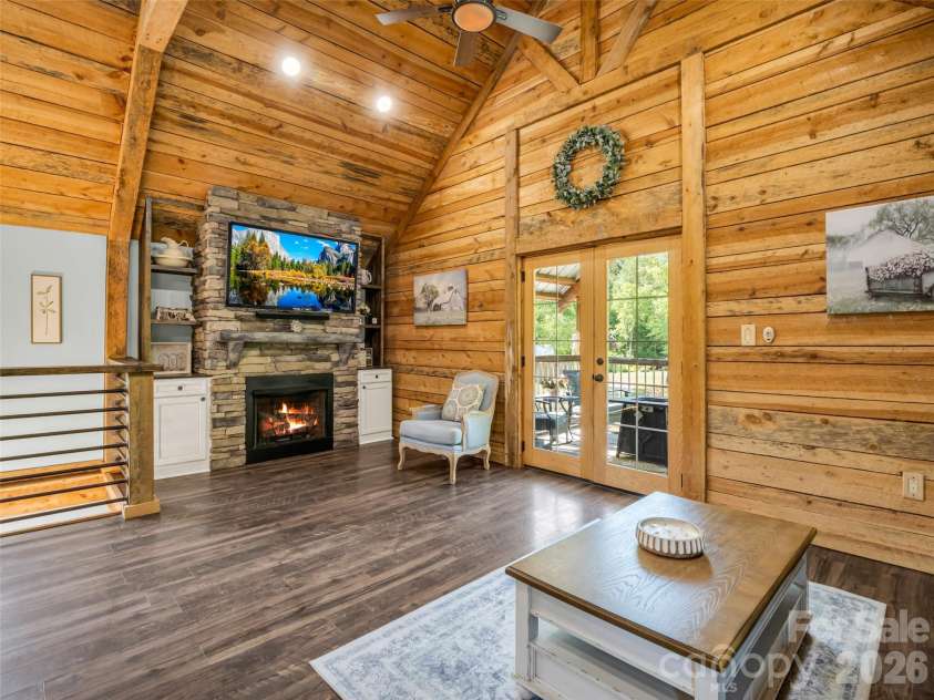 400 Calhoun Trail, Rutherfordton, NC 28139.  MLS# CAR4378977, YatesRealty ID 19709. 