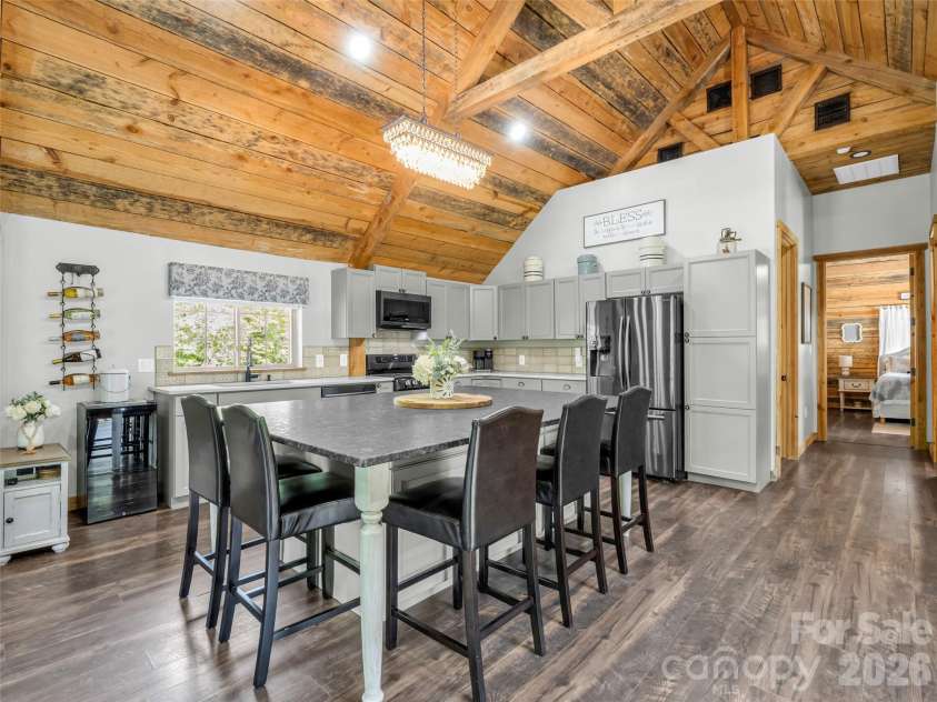 400 Calhoun Trail, Rutherfordton, NC 28139.  MLS# CAR4378977, YatesRealty ID 19709. 