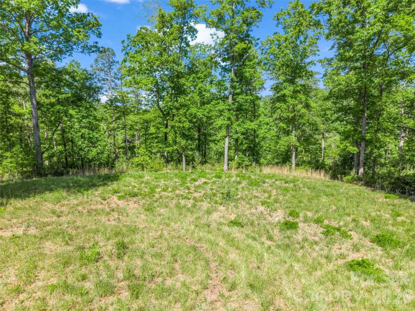 400 Calhoun Trail, Rutherfordton, NC 28139.  MLS# CAR4378977, YatesRealty ID 19709. 
