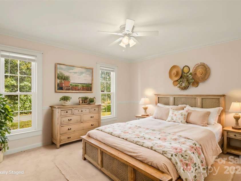 1018 Randolph Circle, Lenoir, NC 28645.  MLS# CAR4197150, YatesRealty ID 1971. 