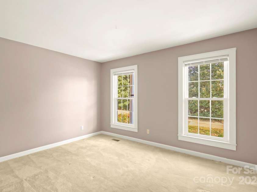 1018 Randolph Circle, Lenoir, NC 28645.  MLS# CAR4197150, YatesRealty ID 1971. 