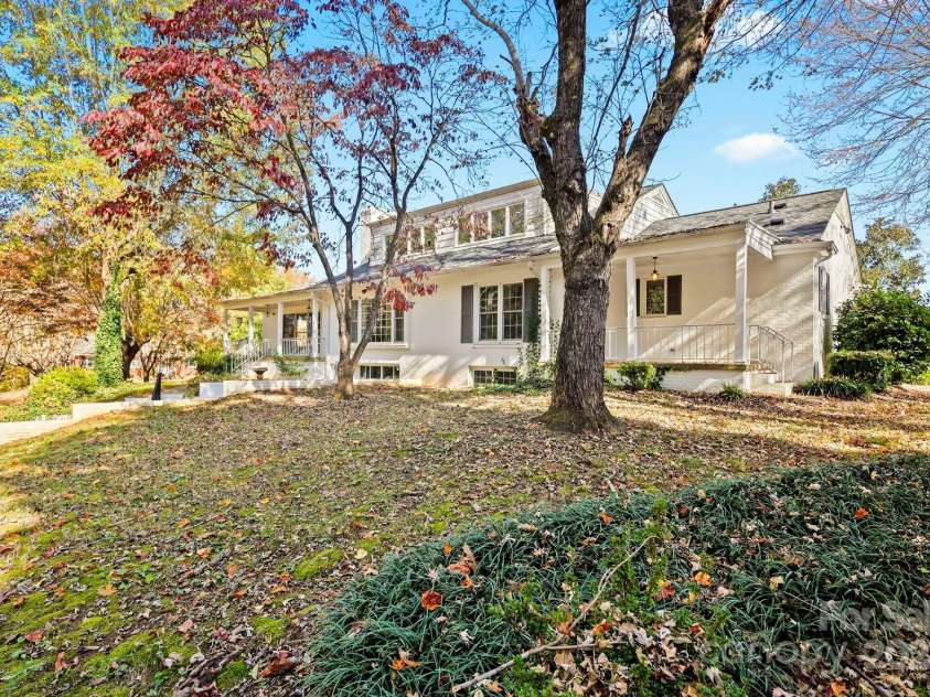 1018 Randolph Circle, Lenoir, NC 28645.  MLS# CAR4197150, YatesRealty ID 1971. 