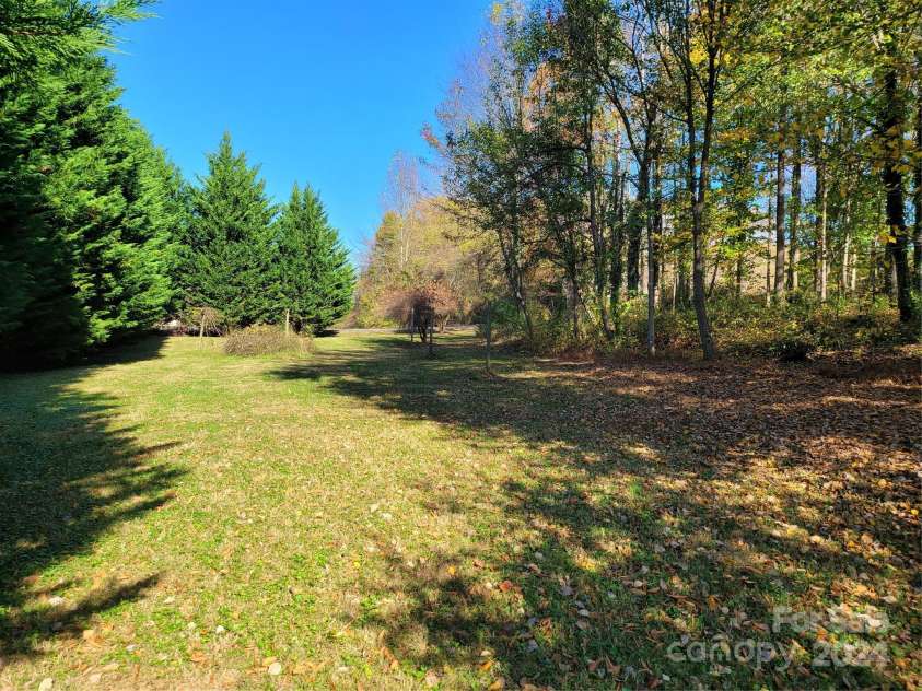 1018 Randolph Circle, Lenoir, NC 28645.  MLS# CAR4197150, YatesRealty ID 1971. Additional parcel