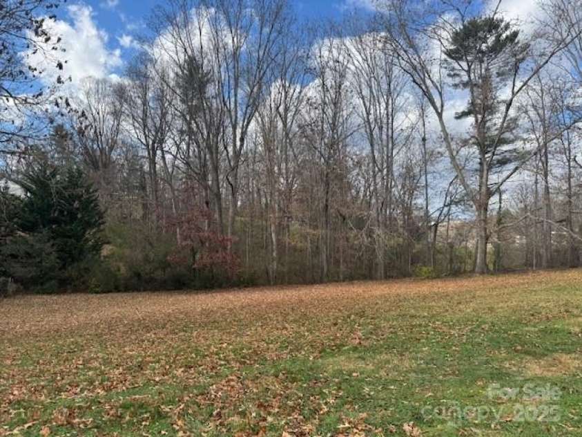 25 Highland Street, Weaverville, NC 28787.  MLS# CAR4322987, YatesRealty ID 1971. 