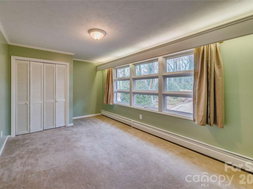111 Kinwood Street, Morganton, NC 28655.  MLS# CAR4331530, YatesRealty ID 19711. 3rd Bedroom 