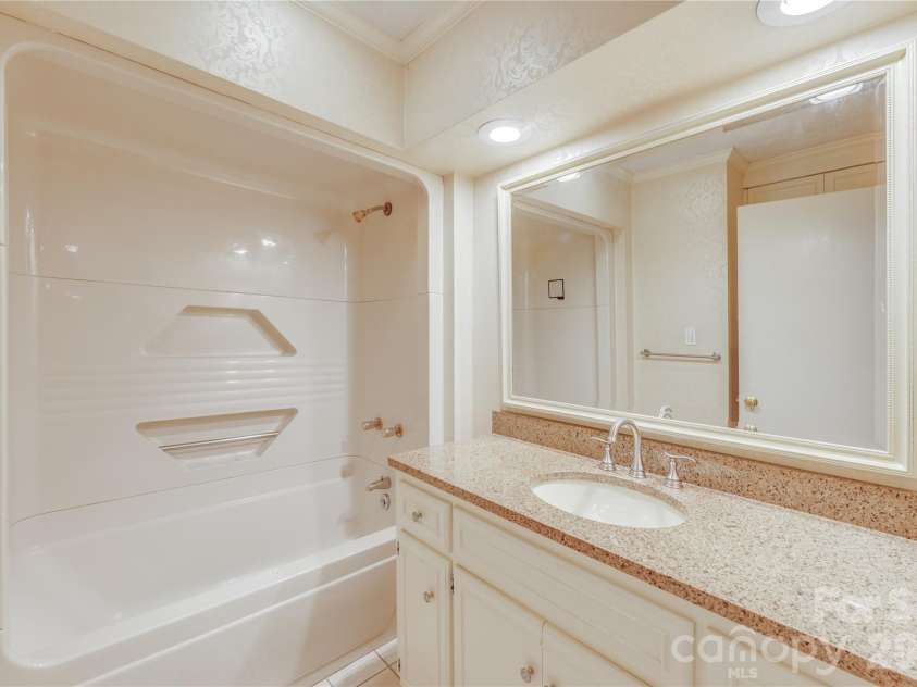 111 Kinwood Street, Morganton, NC 28655.  MLS# CAR4331530, YatesRealty ID 19711. Main level bath