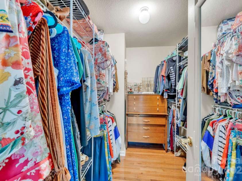145 Fairway View Drive, Etowah, NC 28729.  MLS# CAR4267216, YatesRealty ID 19711. Walk-in closet!