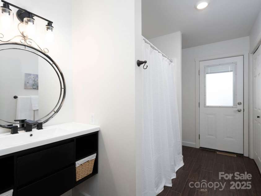 2054 Hickory Hills Drive, Denver, NC 28037.  MLS# CAR4253206, YatesRealty ID 19713. 