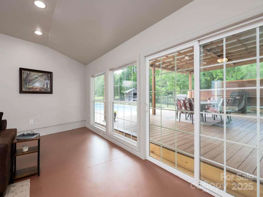 2054 Hickory Hills Drive, Denver, NC 28037.  MLS# CAR4253206, YatesRealty ID 19713. 