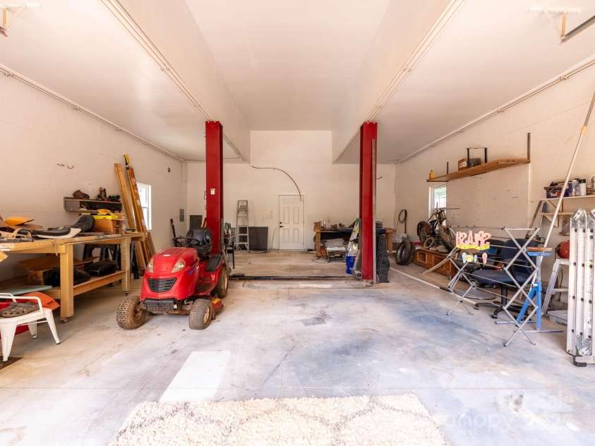 2054 Hickory Hills Drive, Denver, NC 28037.  MLS# CAR4253206, YatesRealty ID 19713. 