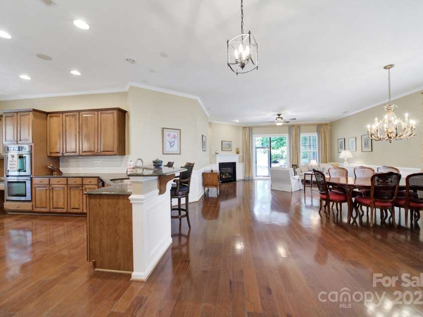 964 Knob Creek Lane, Fort Mill, SC 29708.  MLS# CAR4268817, YatesRealty ID 19715. 