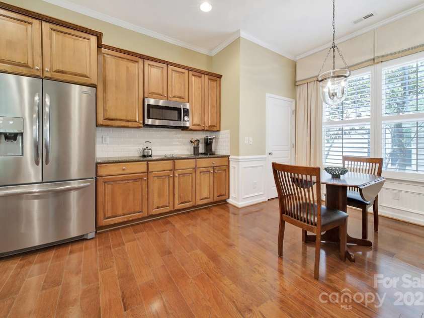 964 Knob Creek Lane, Fort Mill, SC 29708.  MLS# CAR4268817, YatesRealty ID 19715. 
