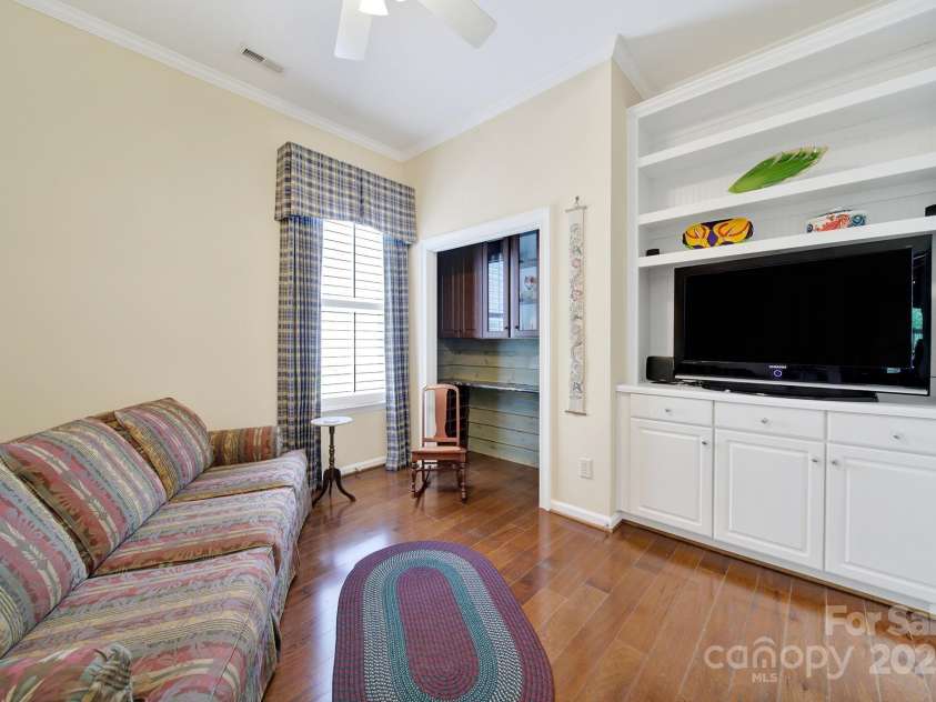 964 Knob Creek Lane, Fort Mill, SC 29708.  MLS# CAR4268817, YatesRealty ID 19715. 