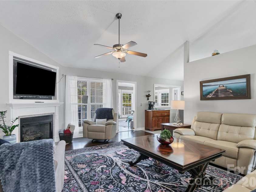 170 Presnell Court, Carthage, NC 28327.  MLS# CAR4375763, YatesRealty ID 19716. 