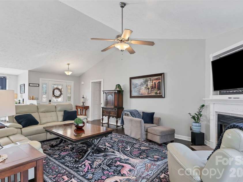 170 Presnell Court, Carthage, NC 28327.  MLS# CAR4375763, YatesRealty ID 19716. 