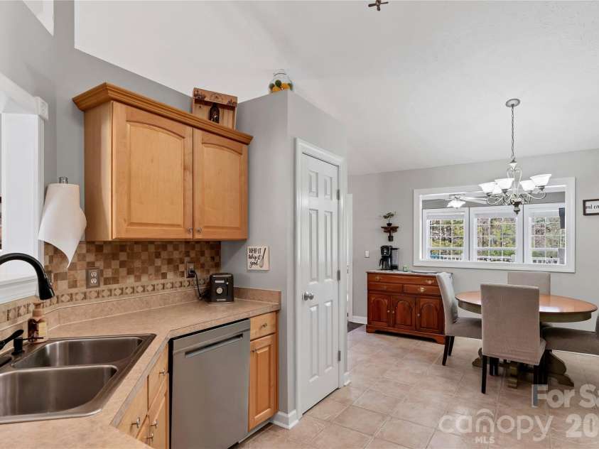 170 Presnell Court, Carthage, NC 28327.  MLS# CAR4375763, YatesRealty ID 19716. 