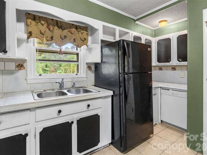 954 Magnolia Drive, Rock Hill, SC 29730.  MLS# CAR4377144, YatesRealty ID 19717. 