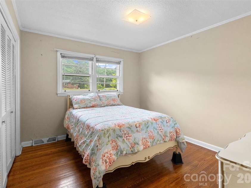 954 Magnolia Drive, Rock Hill, SC 29730.  MLS# CAR4377144, YatesRealty ID 19717. 