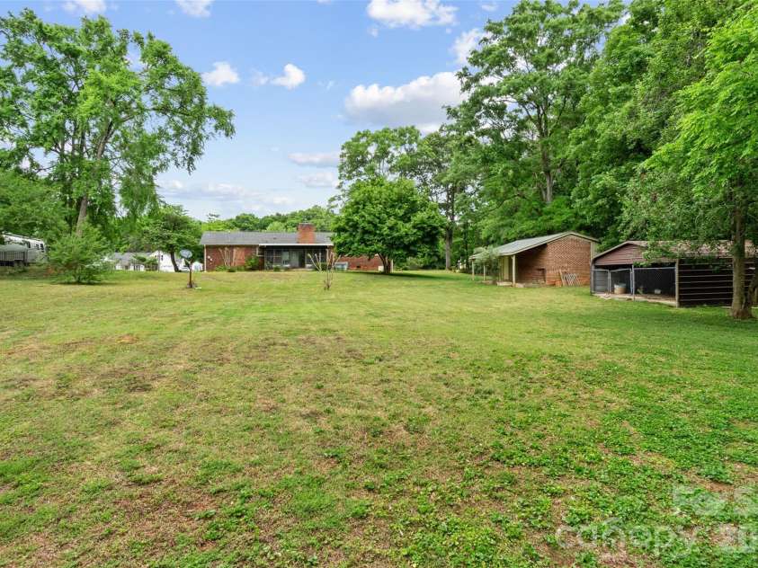 954 Magnolia Drive, Rock Hill, SC 29730.  MLS# CAR4377144, YatesRealty ID 19717. 