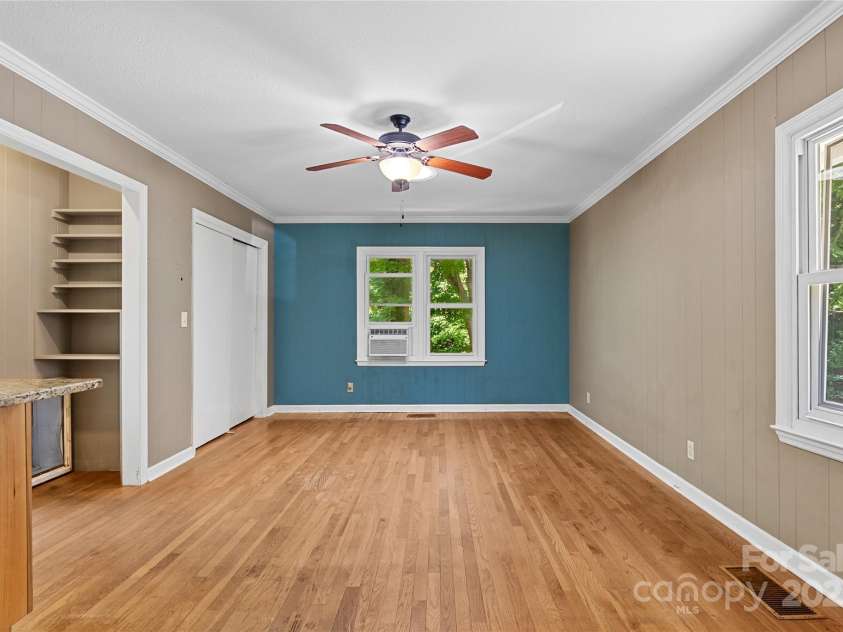 80 Laurel Avenue, Tryon, NC 28782.  MLS# CAR4299418, YatesRealty ID 1972. 